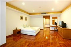 2 bedroom serviced apartment for rent at Chaidee Mansion - Condominium - Khlong Toei Nuea - Nana